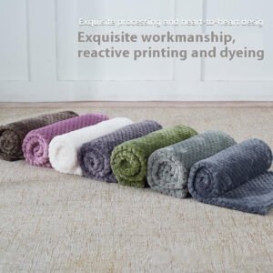 Soft Coral Fleece Dog Blanket for Summer Comfort